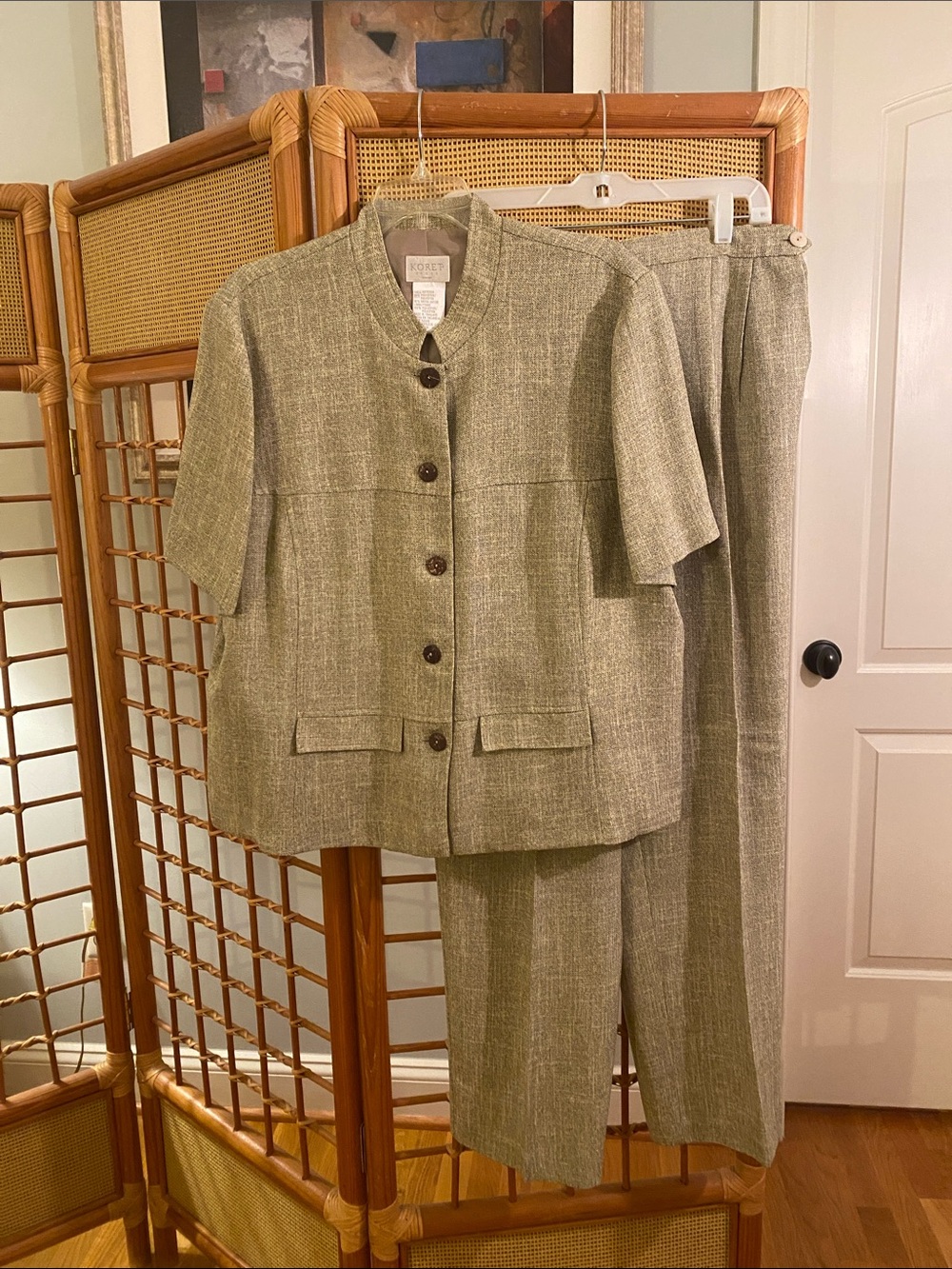Koret Olive Green Short-Sleeve Pant Suit